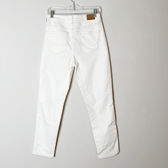 American Eagle White Ripped Straight Leg Mom Denim Jeans women size 4 - Picture 5 of 7